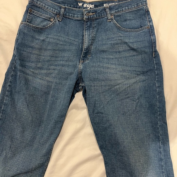 Wrangler Men's Relaxed Fit Jeans - Blue - Picture 1 of 5